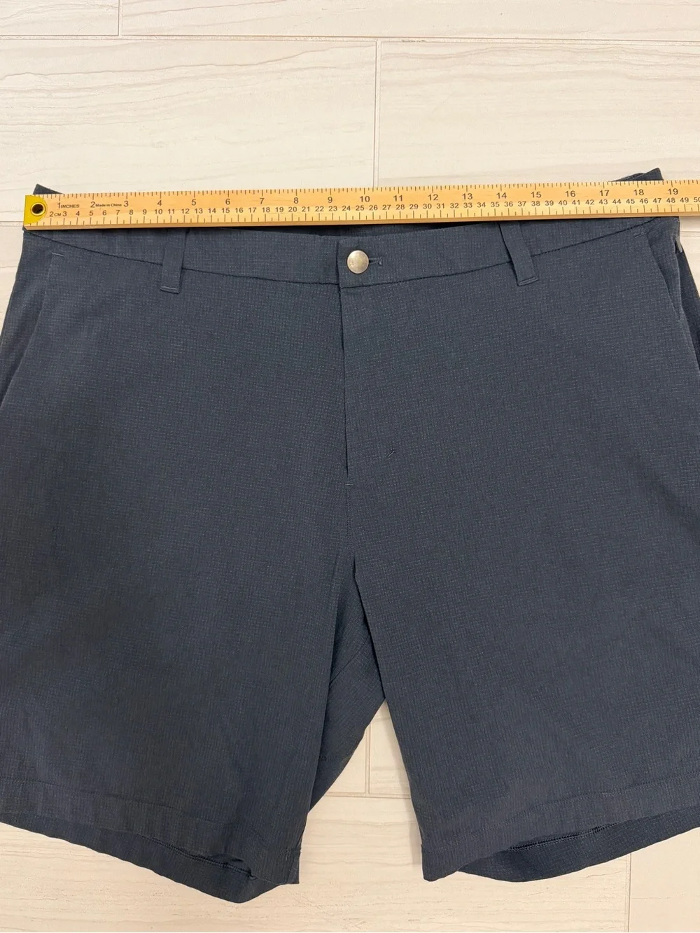Lululemon Men's ABC Classic-Fit Golf Chino Shorts Dark Gray 9